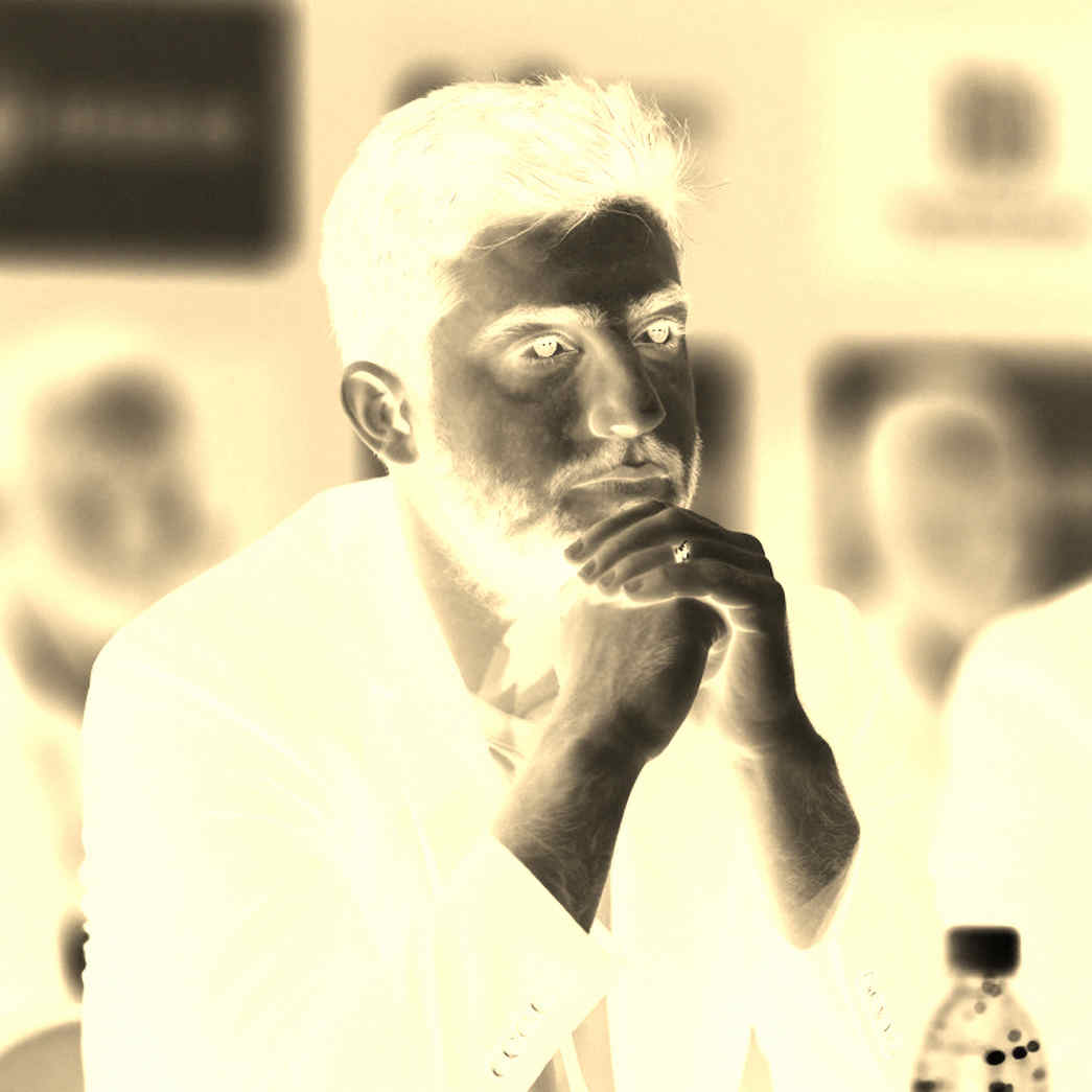 স্যাটেলাইট একাডেমি: হোমগ্রাউন নিয়ম ভাঙার নীরব কারিগরি স্যাটেলাইট একাডেমি: হোমগ্রাউন নিয়ম ভাঙার নীরব কারিগরি