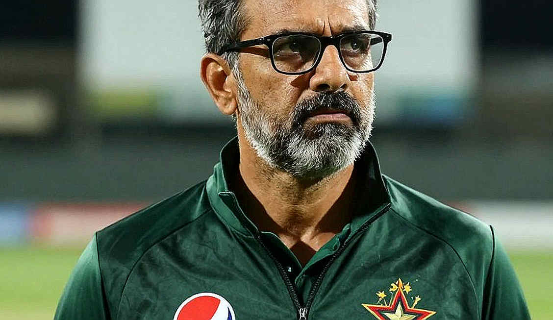 ফাঁকা ঘরটিই সাক্ষ্য: যুব ক্রিকেটের অসম্পূর্ণ খাতা যা বলে যায়