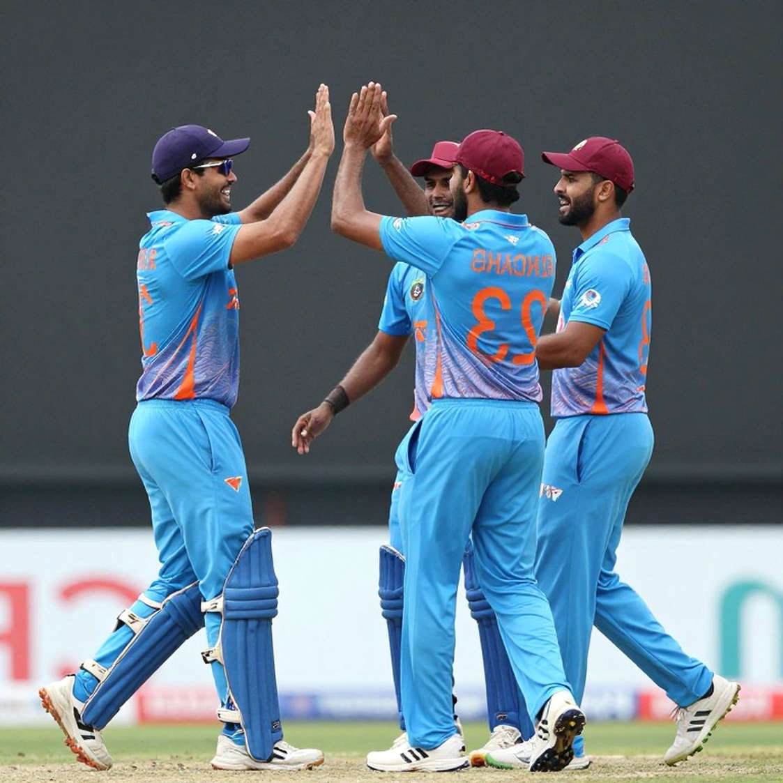 ফাঁকা কলামের সাক্ষ্য: ক্রিকেট বিশ্লেষণের প্রমাণ-খতিয়ান ফাঁকা কলামের সাক্ষ্য: ক্রিকেট বিশ্লেষণের প্রমাণ-খতিয়ান
