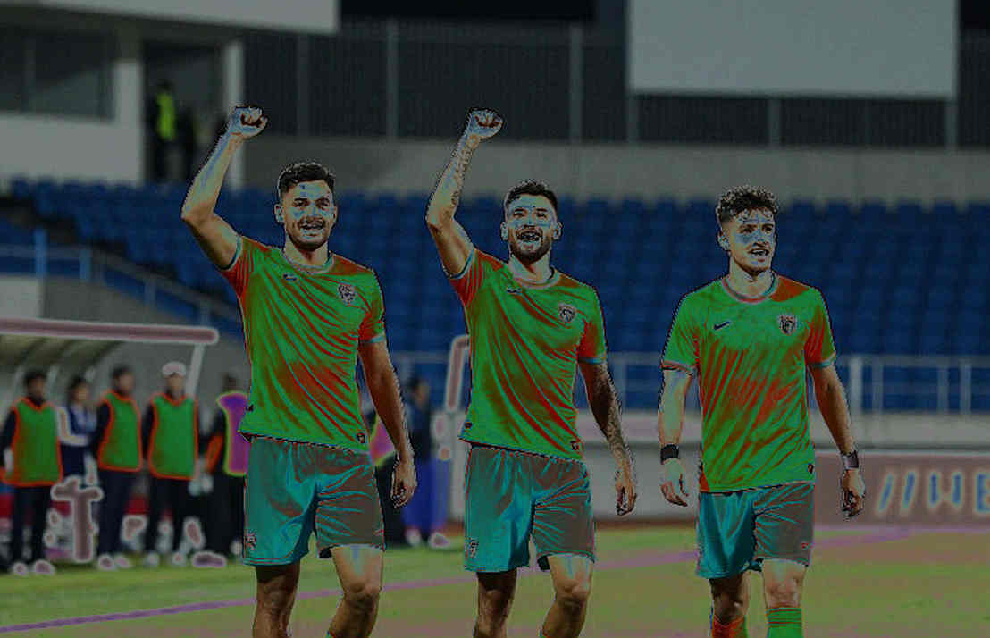 মালুকু রক্ত, সেগুন্ডার লেজার: চিরিনোর 'নতুন অপশন' কাগজের গেটে দাঁড়িয়ে মালুকু রক্ত, সেগুন্ডার লেজার: চিরিনোর 'নতুন অপশন' কাগজের গেটে দাঁড়িয়ে