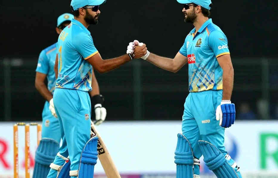 কলামে লেখা ফাইনাল: ৩০ বলে ২৯ রান, আর টি-টোয়েন্টির সেই সত্যটা যা স্ক্রিন দেখায় না